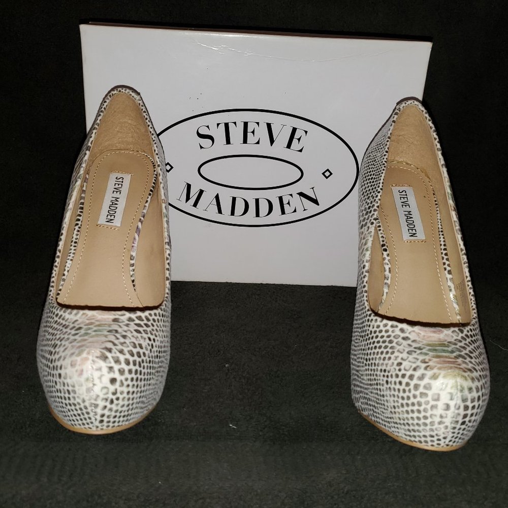 Steve Madden Nala snake print heels